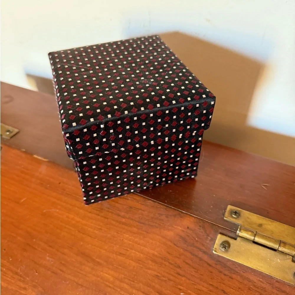 New Giorgio Brutini Collezione 100% Silk Tie in Box